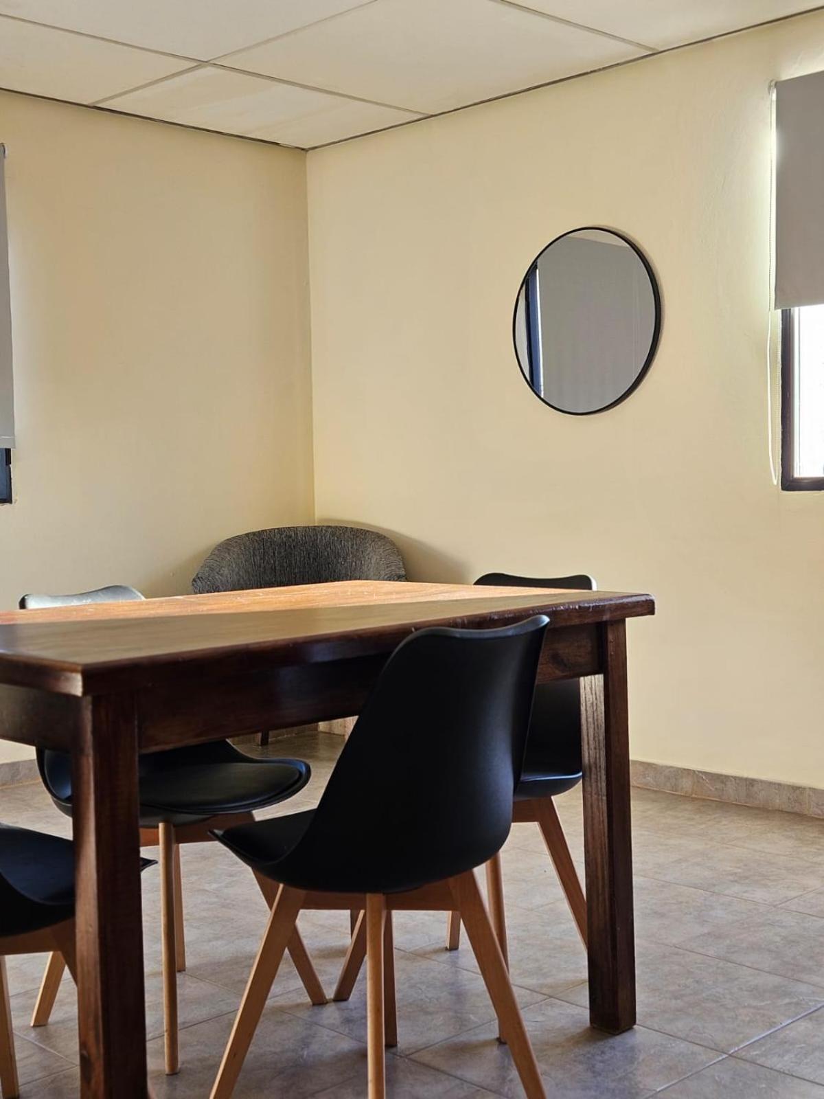 Terminal Suites El Calafate Exterior photo